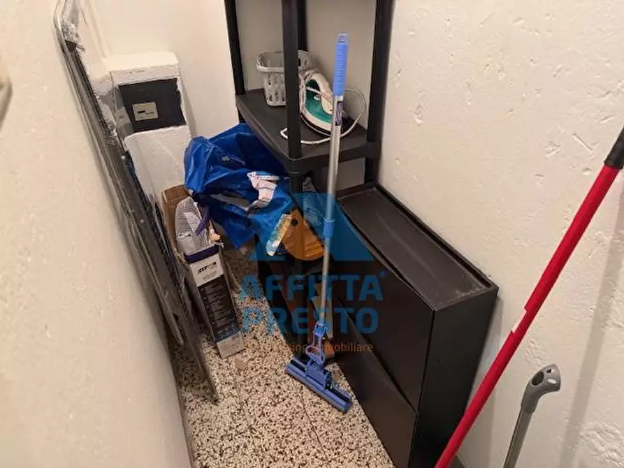 Immagine 30 di Camera in affitto  a Empoli