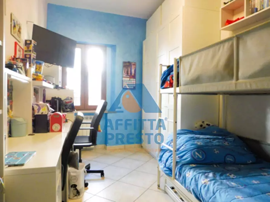 Immagine 6 di Camera in affitto  a Capraia E Limite