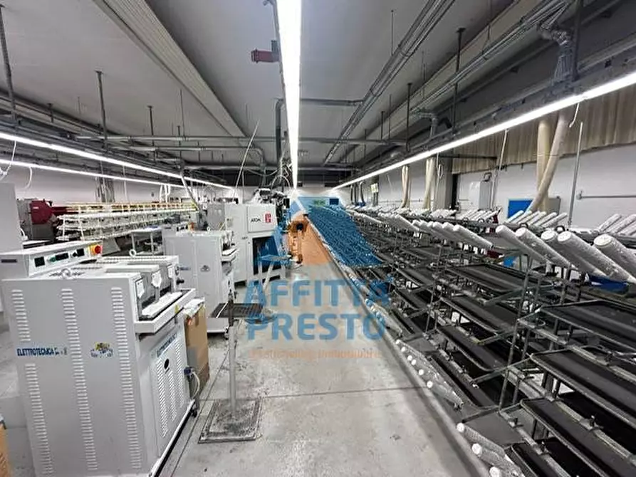 Immagine 3 di Laboratorio in affitto  a Empoli