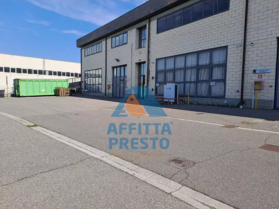 Immagine 19 di Laboratorio in affitto  a Empoli