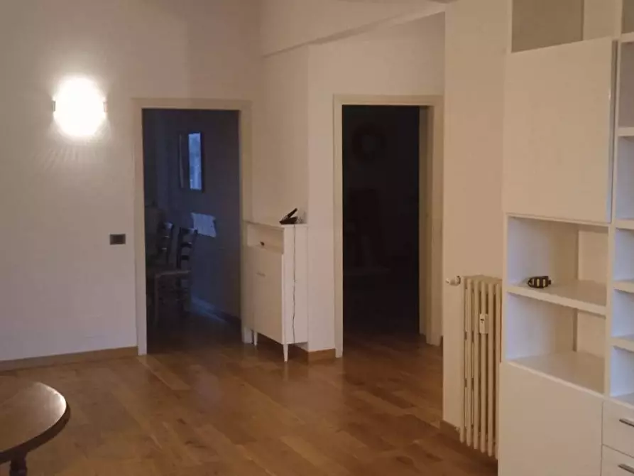 Immagine 11 di Appartamento in affitto  a Firenze