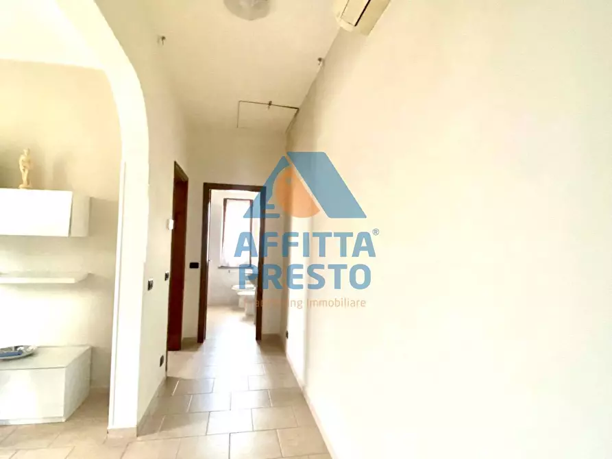 Immagine 5 di Appartamento in affitto  a Massa