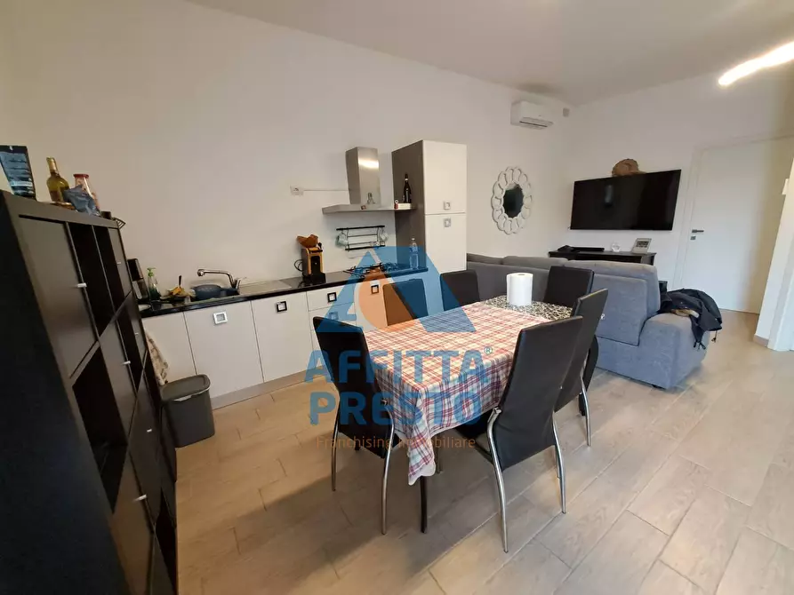 Immagine 1 di Magazzino in vendita  a Vinci