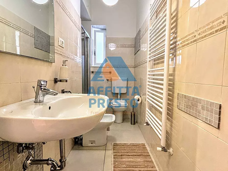 Immagine 8 di Villetta a schiera in affitto  a Massa