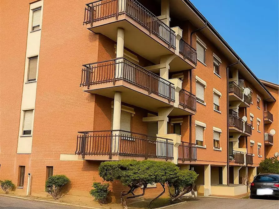 Immagine 6 di Appartamento in vendita  in C.so G. Ferraris 90 a Chivasso