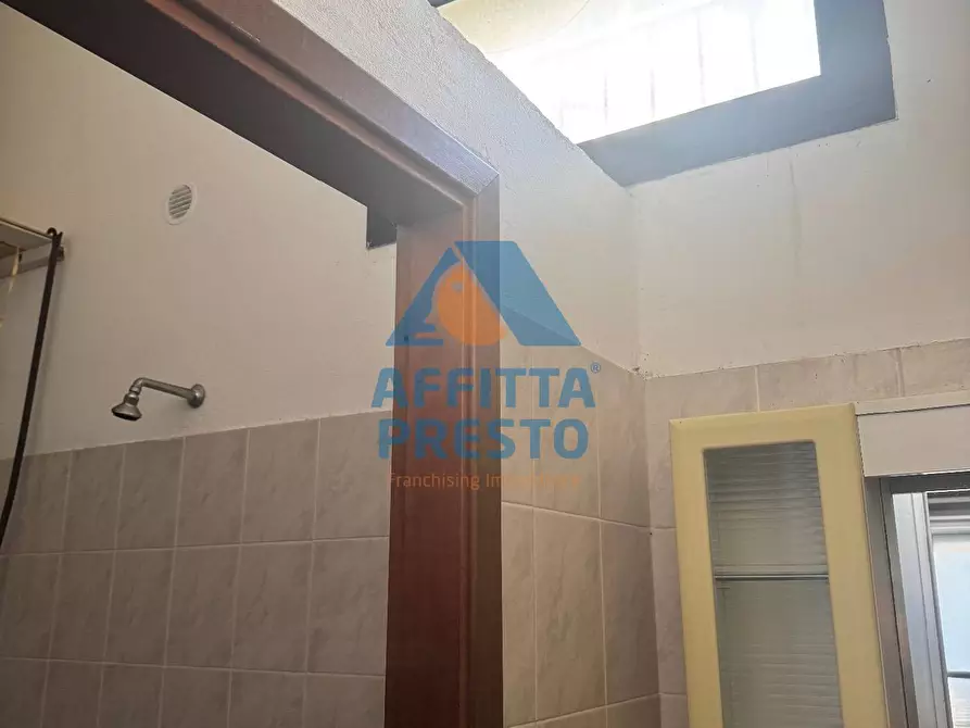 Immagine 6 di Attività commerciale in affitto  a Fucecchio