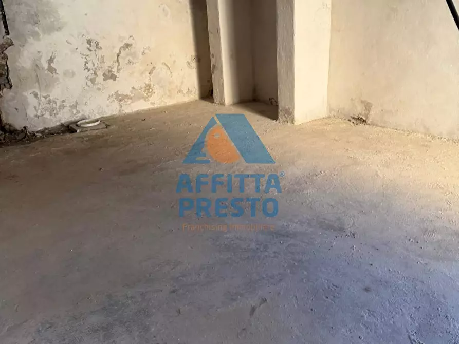 Immagine 5 di Box auto in vendita  a Castelfiorentino