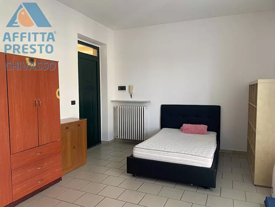 Immagine 13 di Appartamento in affitto  in via Nino Costa 38 a Chivasso
