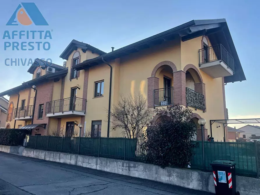 Immagine 1 di Appartamento in vendita  in VIA CASALE 40 a Chivasso
