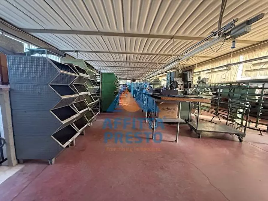 Immagine 1 di Capannone industriale in affitto  a Cerreto Guidi