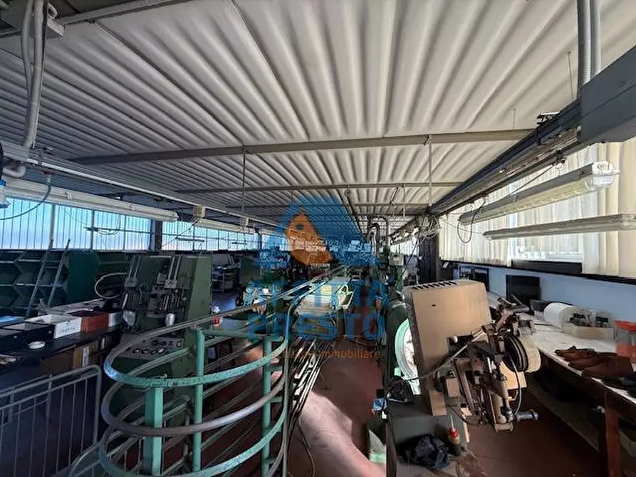 Immagine 2 di Capannone industriale in affitto  a Cerreto Guidi