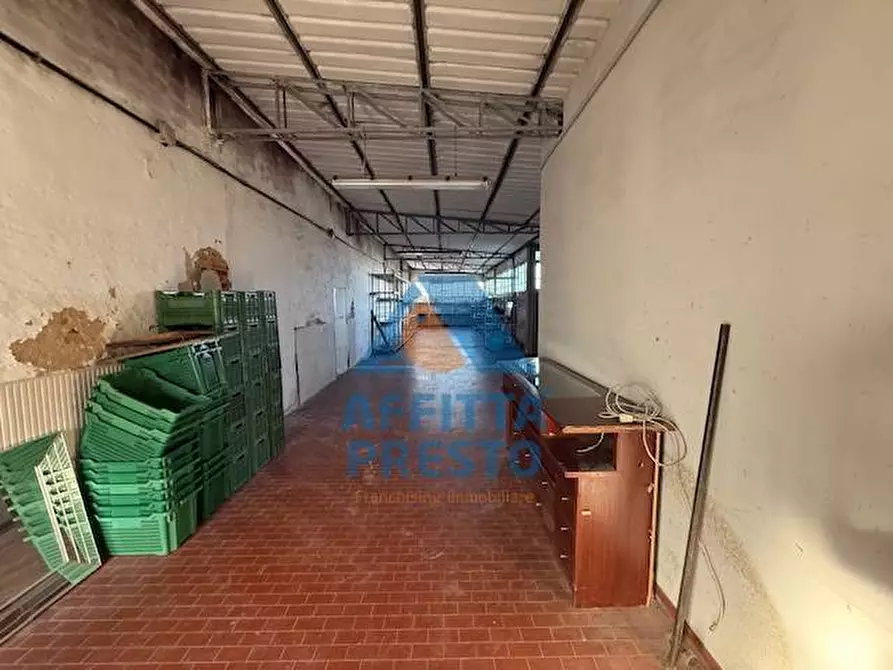Immagine 4 di Capannone industriale in affitto  a Cerreto Guidi