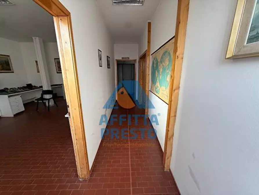 Immagine 12 di Capannone industriale in affitto  a Cerreto Guidi