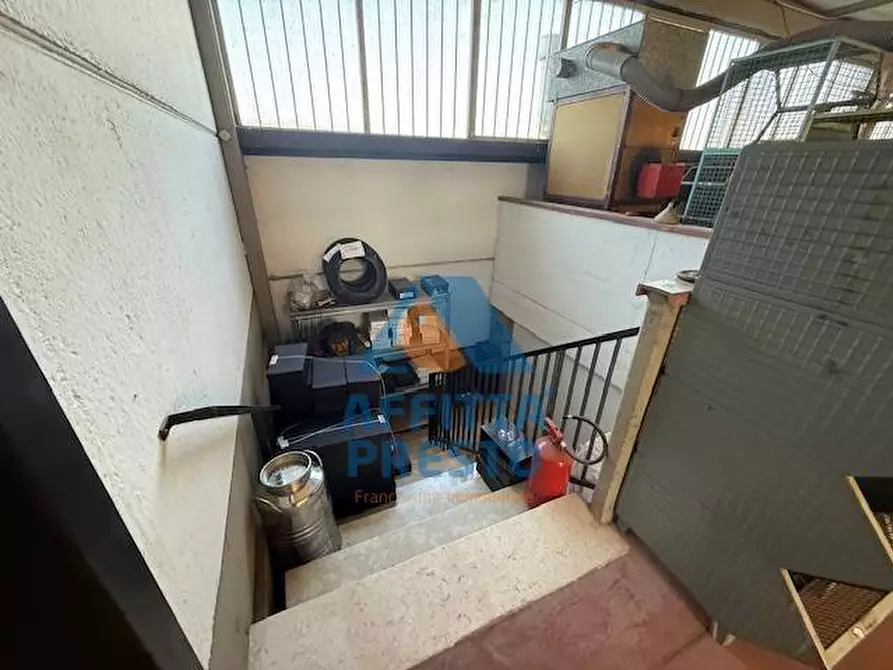 Immagine 13 di Capannone industriale in affitto  a Cerreto Guidi