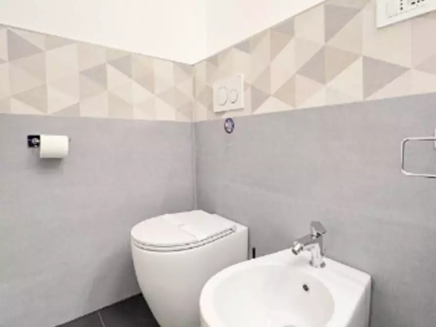 Immagine 9 di Appartamento in affitto  a Firenze