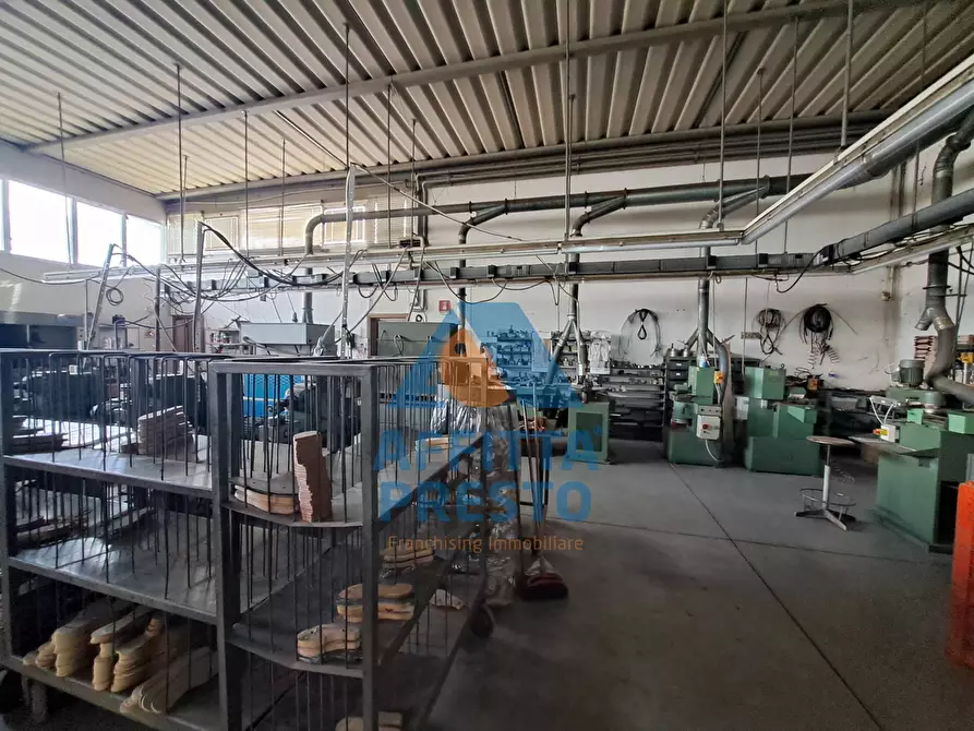 Immagine 2 di Laboratorio in affitto  a Castelfranco Di Sotto