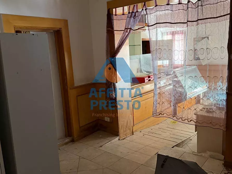 Immagine 6 di Attività commerciale in affitto  a Empoli