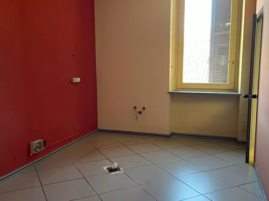 Immagine 13 di Ufficio in affitto  in Via Torino a Chivasso