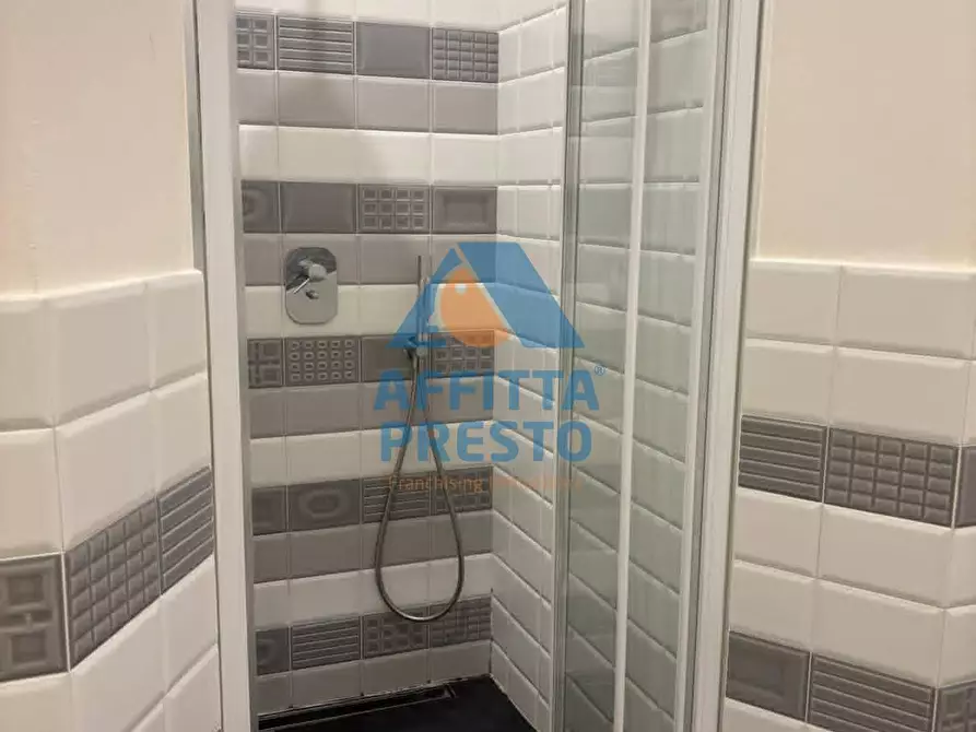 Immagine 6 di Appartamento in affitto  a Empoli