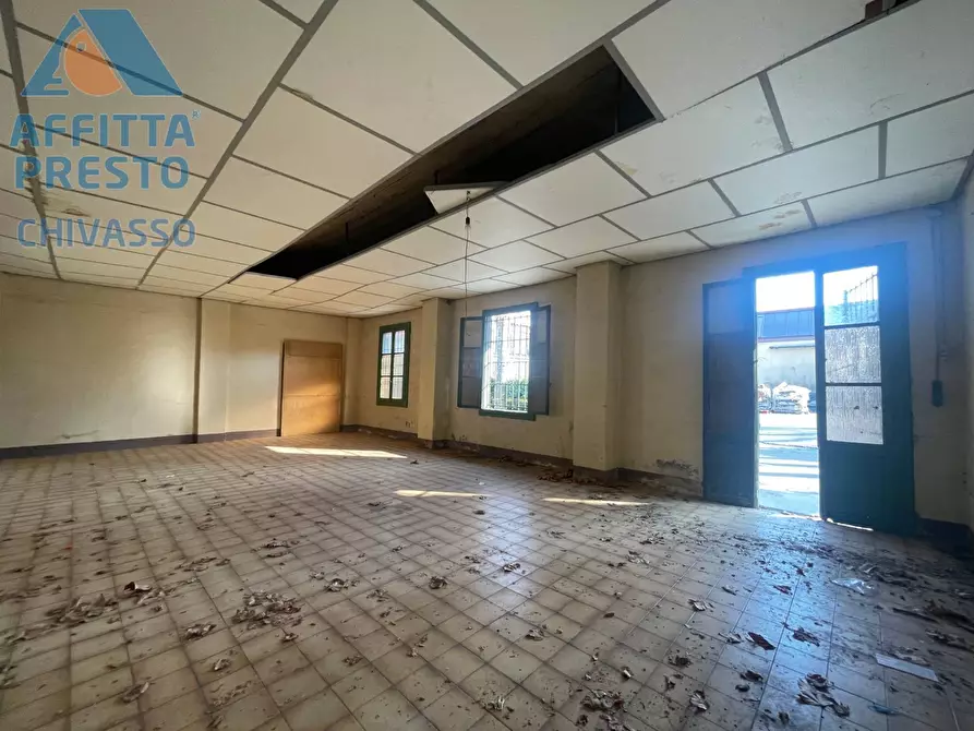 Immagine 5 di Attività commerciale in affitto  in VIA GERBIDO 12 a Chivasso