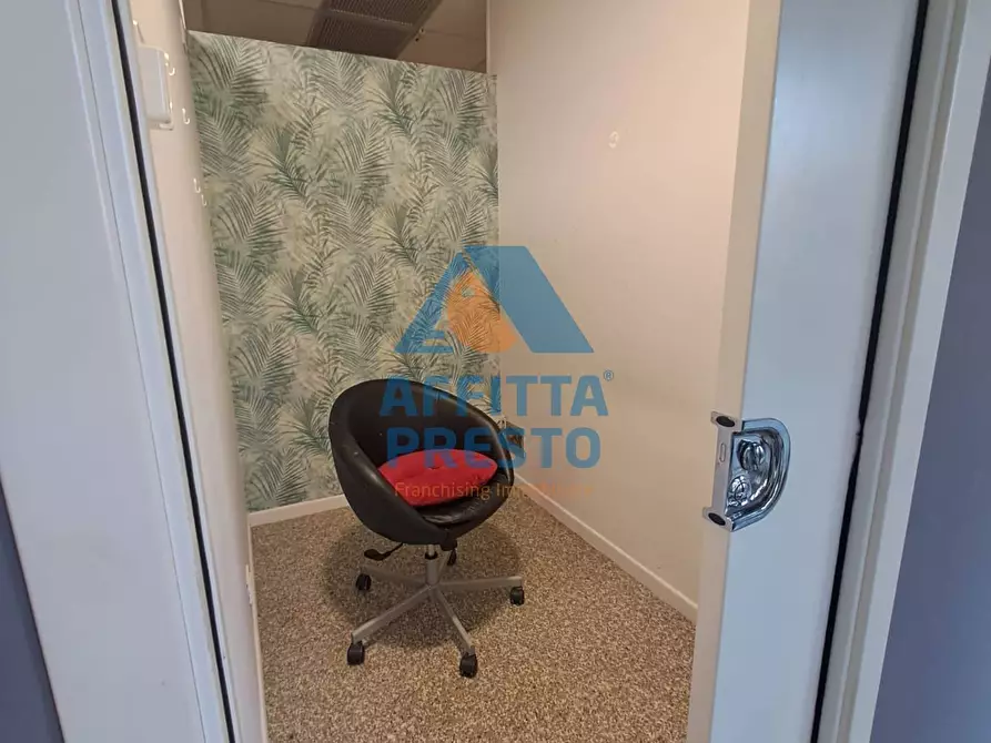 Immagine 7 di Laboratorio in affitto  a Empoli