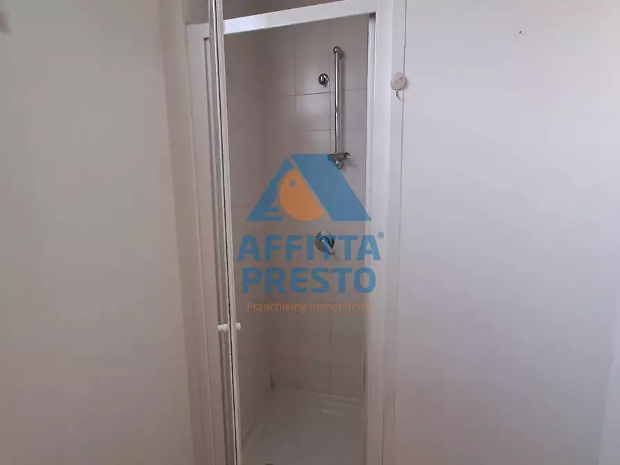 Immagine 17 di Laboratorio in affitto  a Empoli