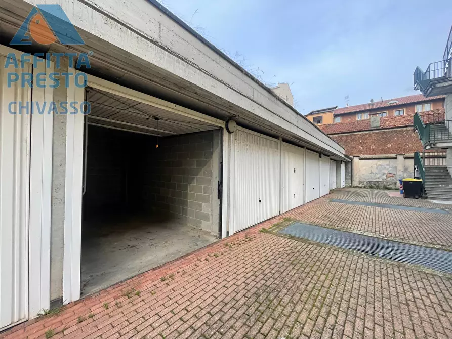Immagine 1 di Box auto in affitto  in VICOLO FALETTI 6 a Chivasso