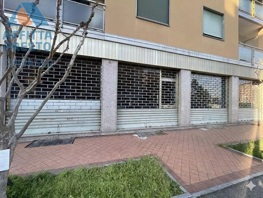 Immagine 4 di Negozio in affitto  in Via BRADAC 2 a Chivasso