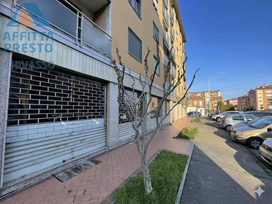 Immagine 1 di Negozio in affitto  in Via BRADAC 2 a Chivasso