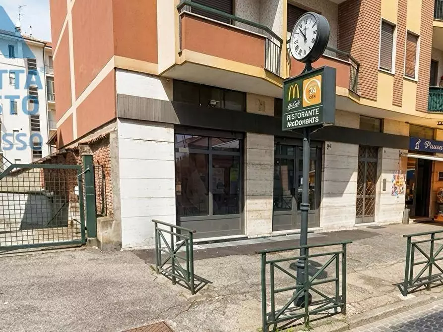 Immagine 3 di Negozio in affitto  in VIA SICCARDI 13 a Chivasso