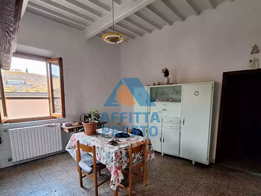 Immagine 2 di Appartamento in vendita  a Capraia E Limite