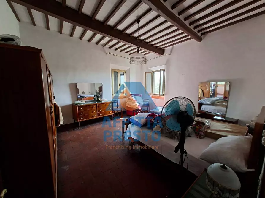 Immagine 11 di Appartamento in vendita  a Capraia E Limite