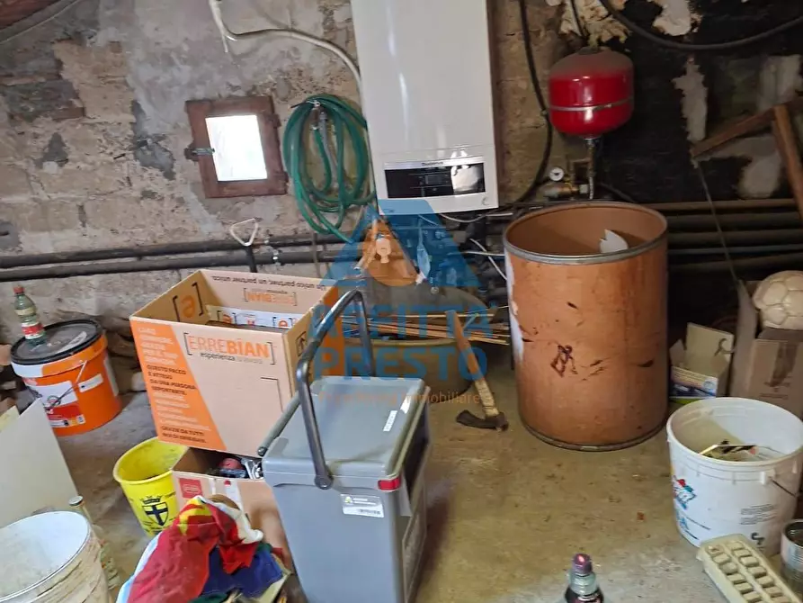 Immagine 14 di Appartamento in vendita  a Capraia E Limite