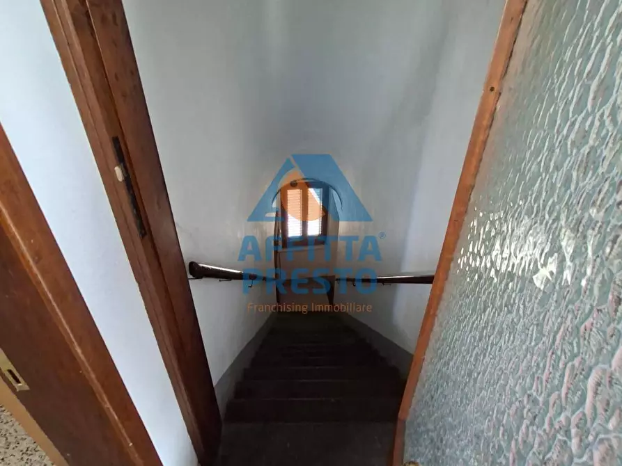 Immagine 16 di Appartamento in vendita  a Capraia E Limite