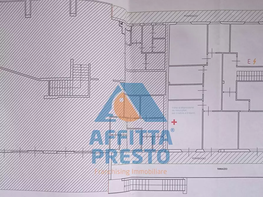 Immagine 14 di Attività commerciale in affitto  a Vinci