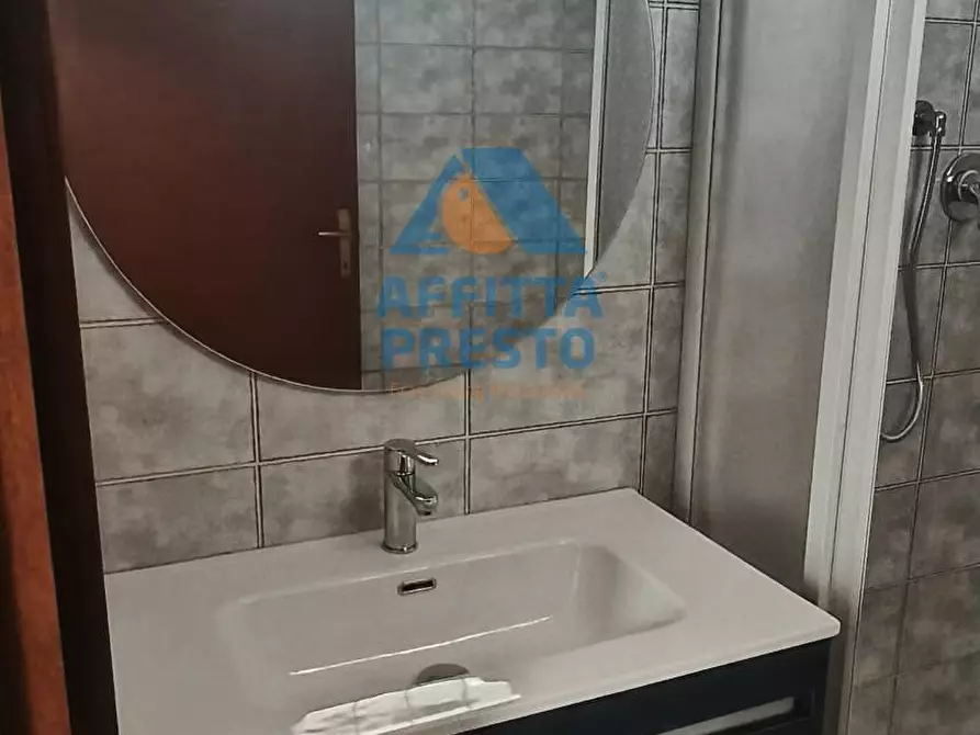 Immagine 10 di Appartamento in affitto  a Empoli