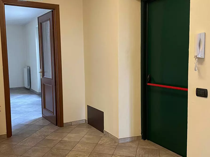 Immagine 14 di Ufficio in vendita  in Via Martiri D'Italia 22 a Caluso