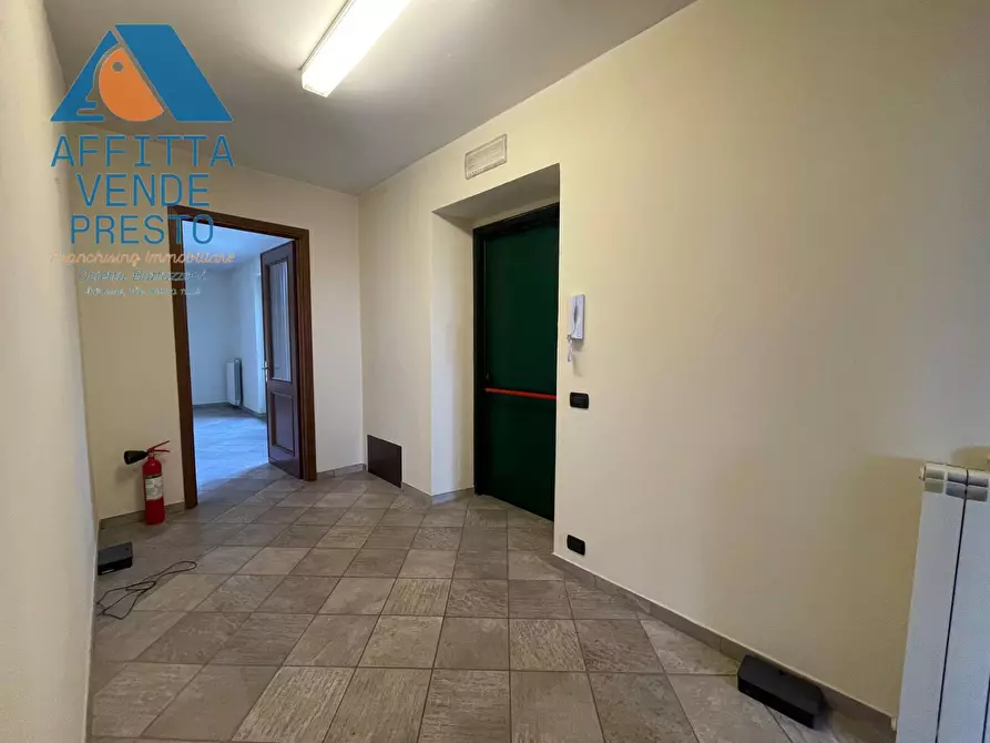 Immagine 15 di Ufficio in vendita  in Via Martiri D'Italia 22 a Caluso