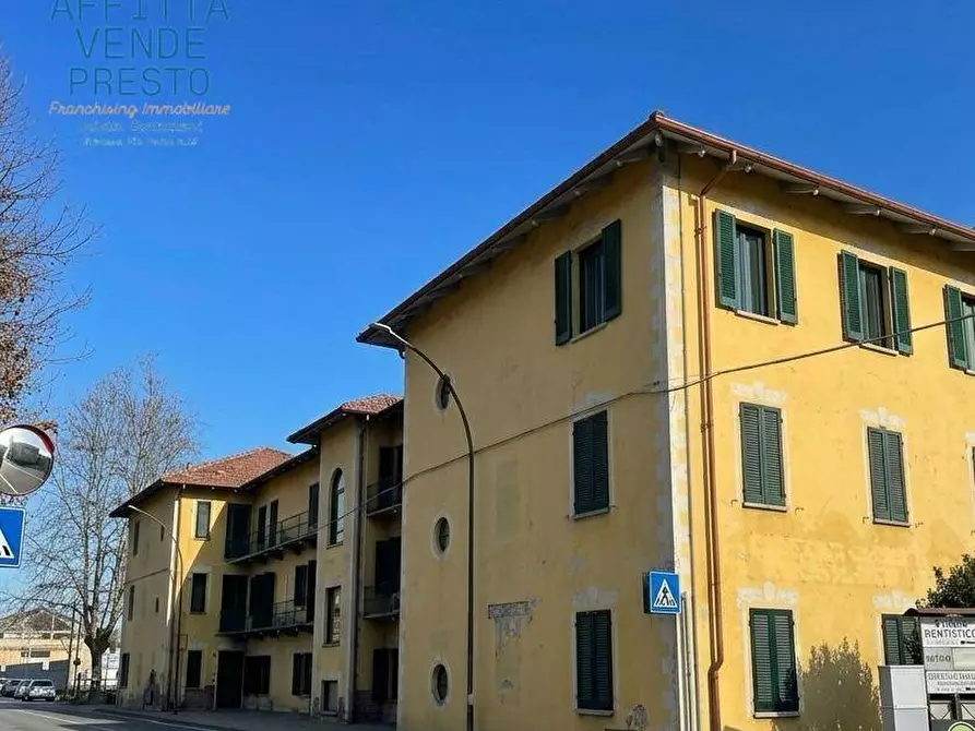 Immagine 24 di Ufficio in vendita  in Via Martiri D'Italia 22 a Caluso