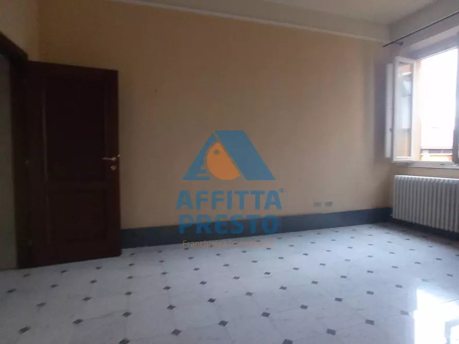 Immagine 39 di Casa semindipendente in affitto  a Empoli