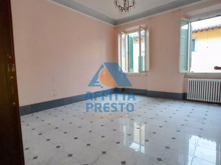 Immagine 41 di Casa semindipendente in affitto  a Empoli