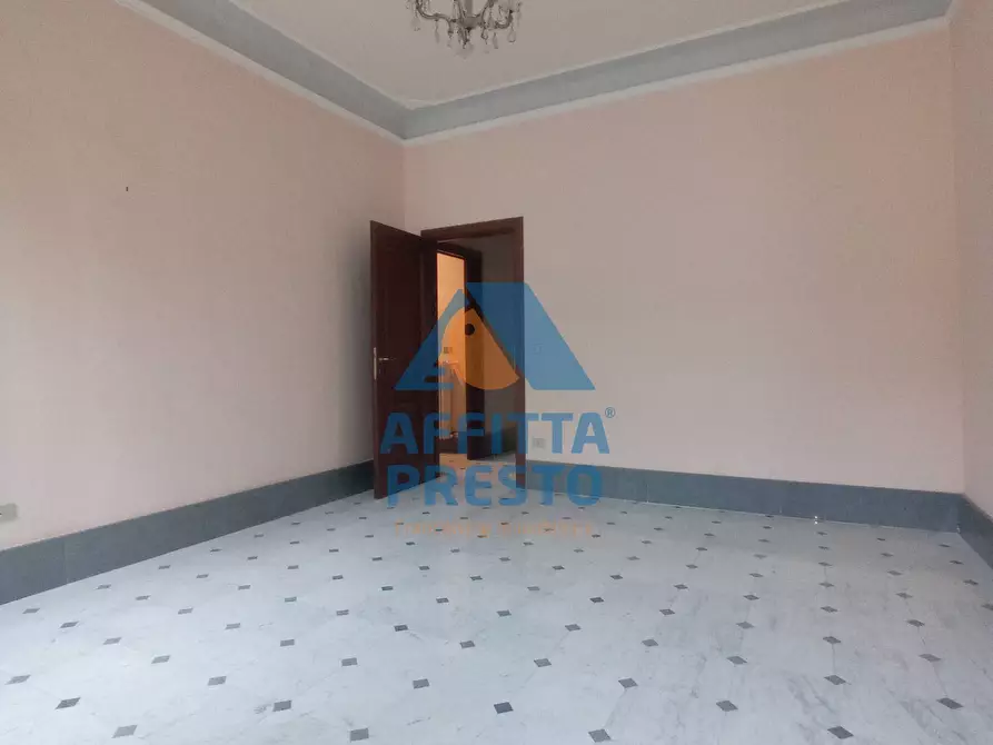 Immagine 42 di Casa semindipendente in affitto  a Empoli