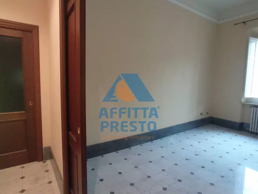 Immagine 48 di Casa semindipendente in affitto  a Empoli