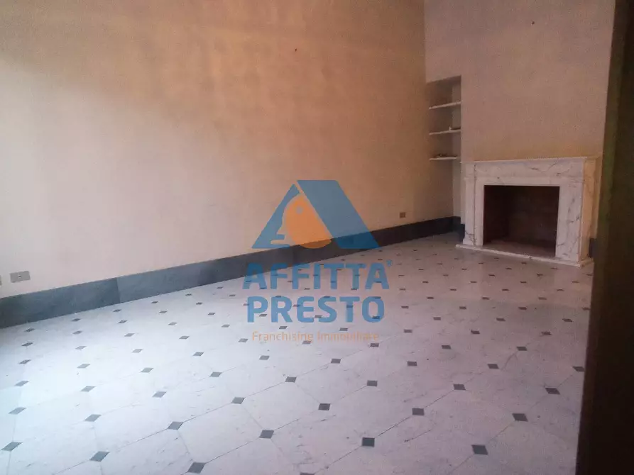Immagine 53 di Casa semindipendente in affitto  a Empoli