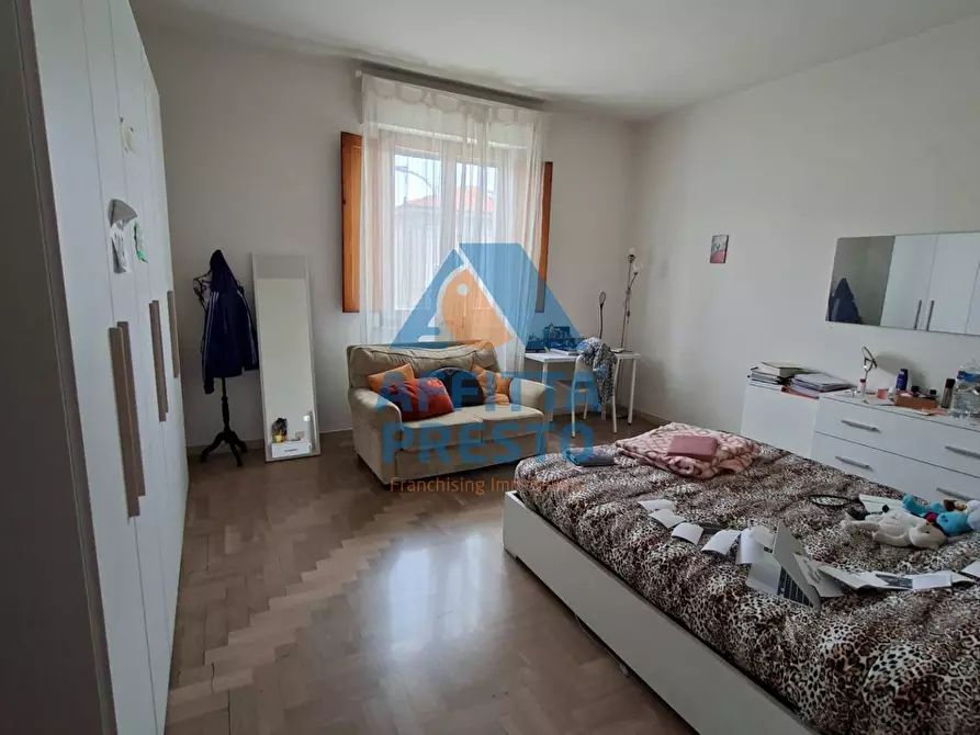 Immagine 3 di Camera in affitto  a Empoli