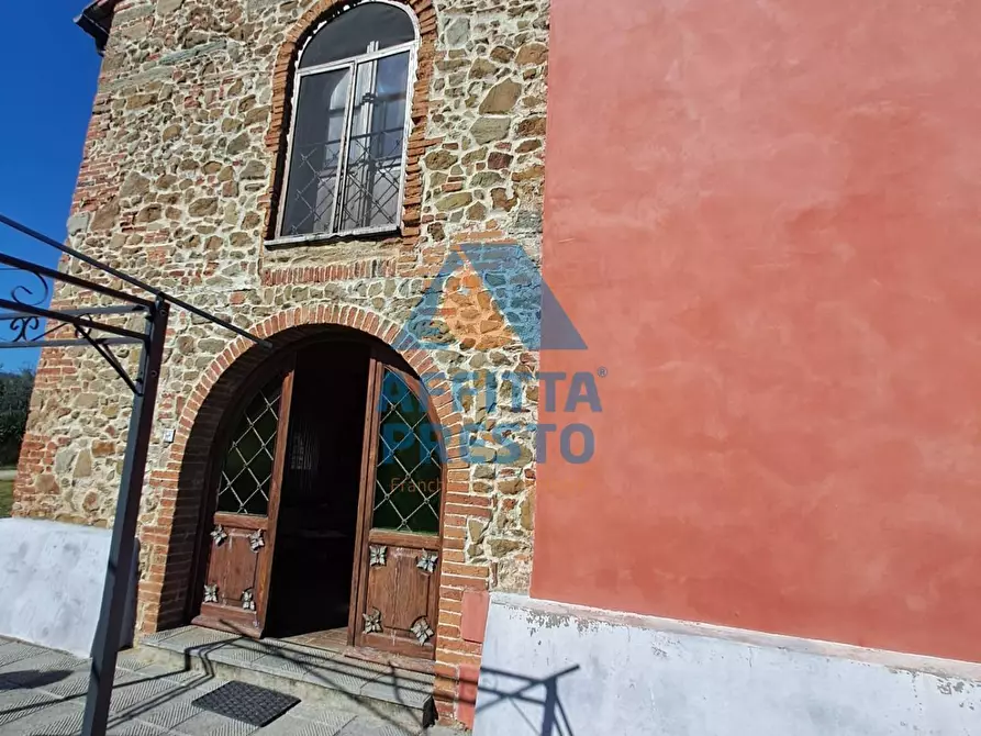Immagine 15 di Appartamento in affitto  a Capraia E Limite