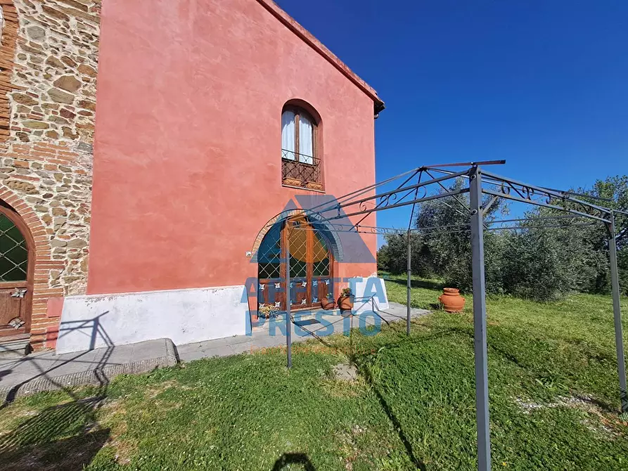 Immagine 22 di Appartamento in affitto  a Capraia E Limite