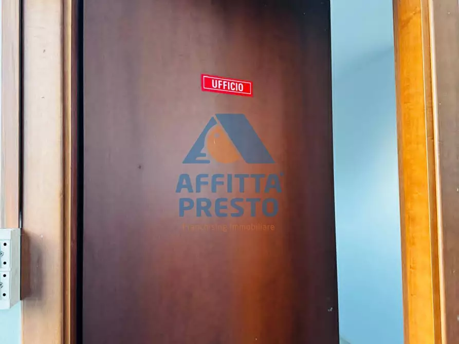 Immagine 6 di Magazzino in affitto  a Montelupo Fiorentino