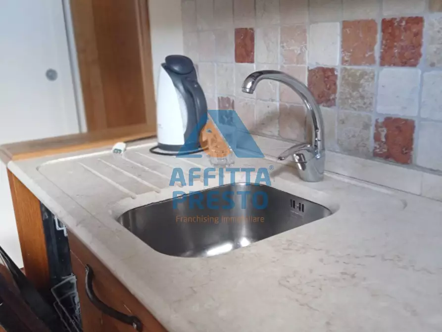 Immagine 8 di Casa semindipendente in affitto  a Lastra A Signa