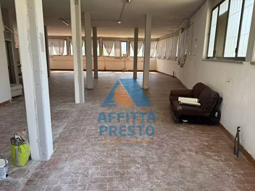 Immagine 3 di Attività commerciale in affitto  a Vinci